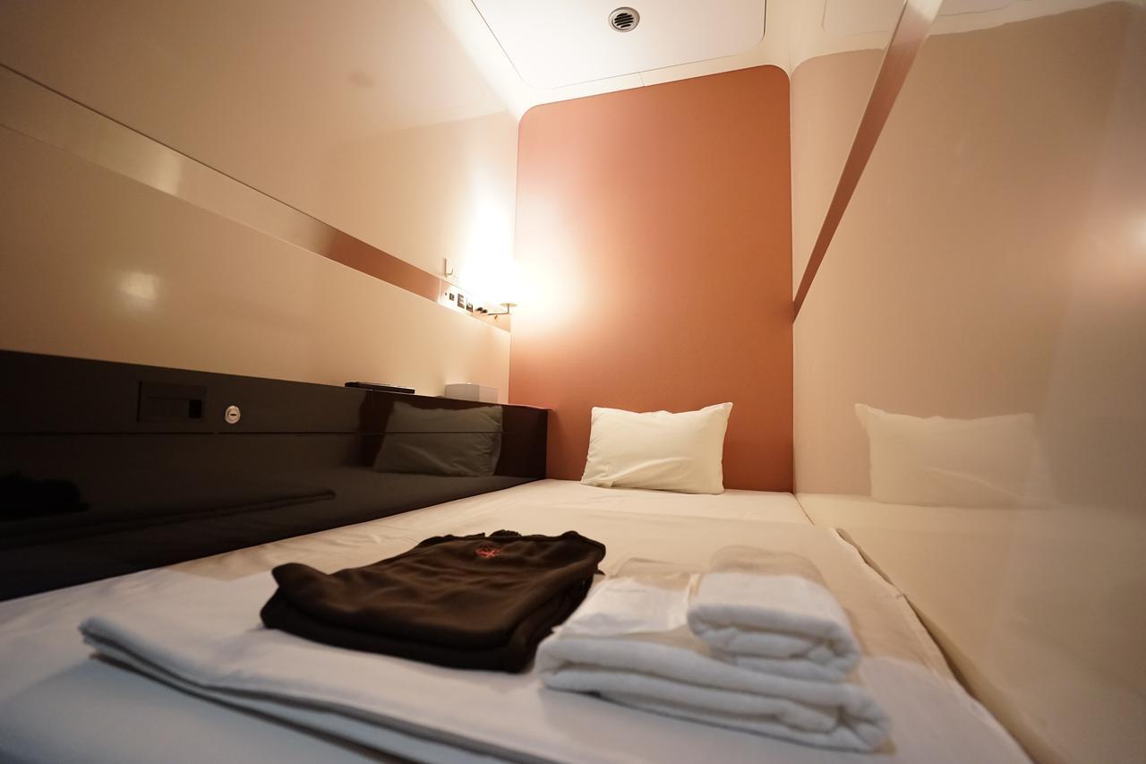 First Cabin Akihabara Showa-Dori Токио Экстерьер фото