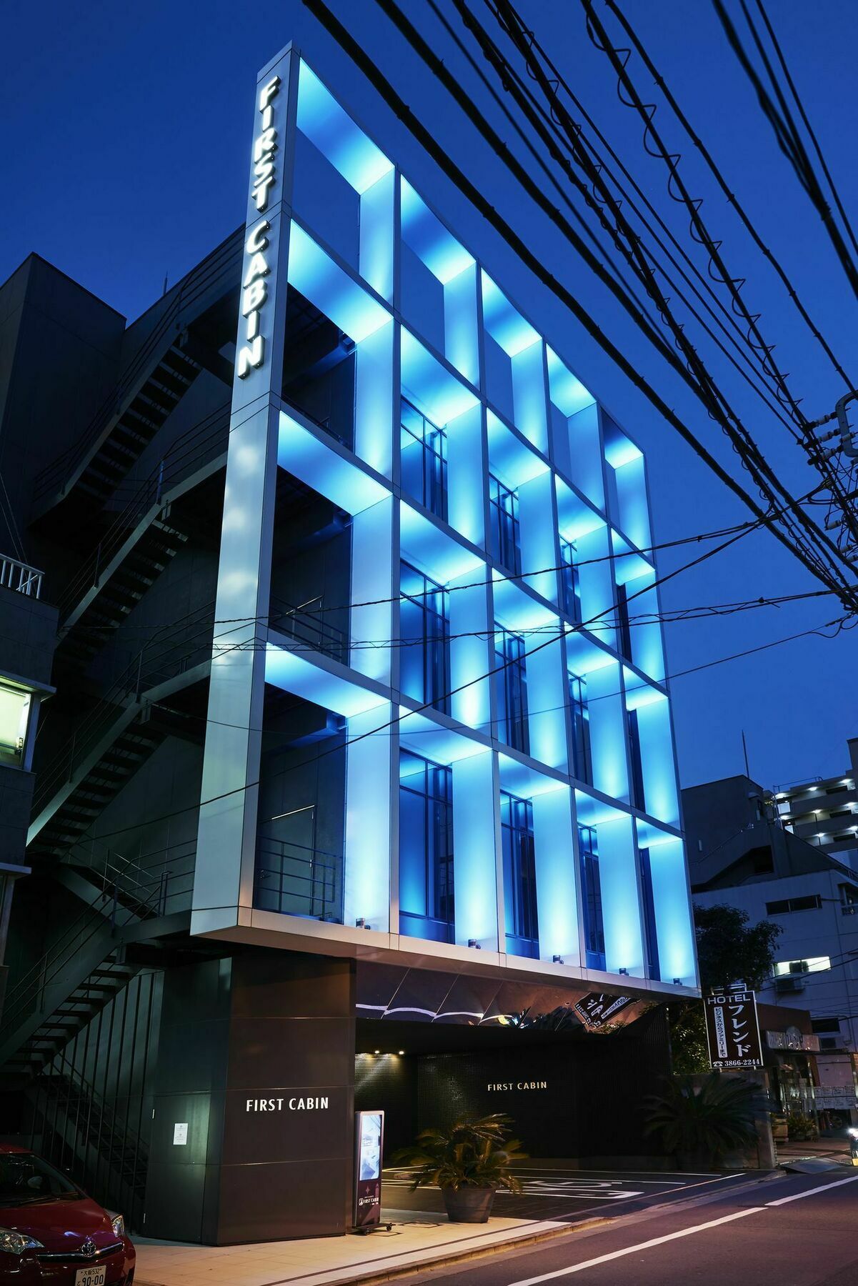 First Cabin Akihabara Showa-Dori Токио Экстерьер фото
