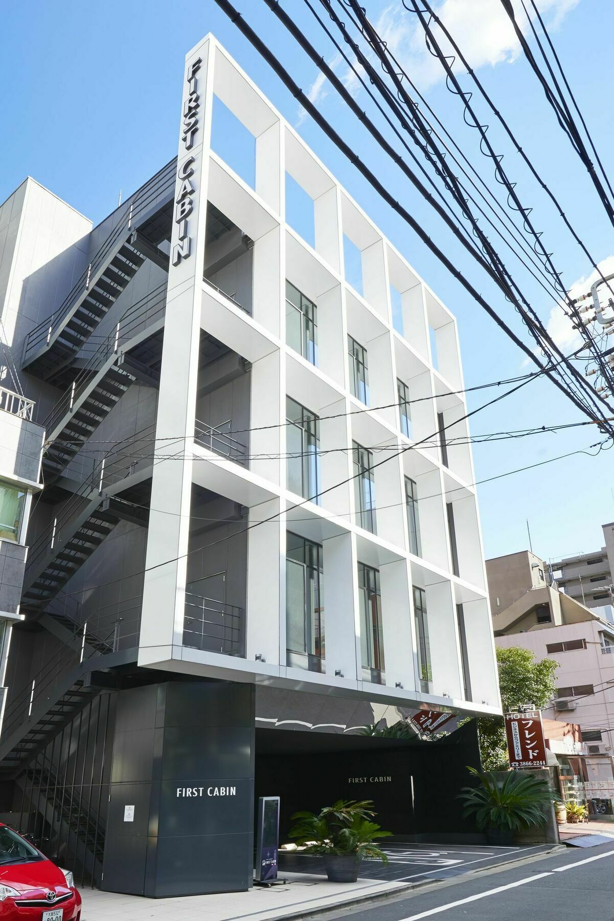 First Cabin Akihabara Showa-Dori Токио Экстерьер фото